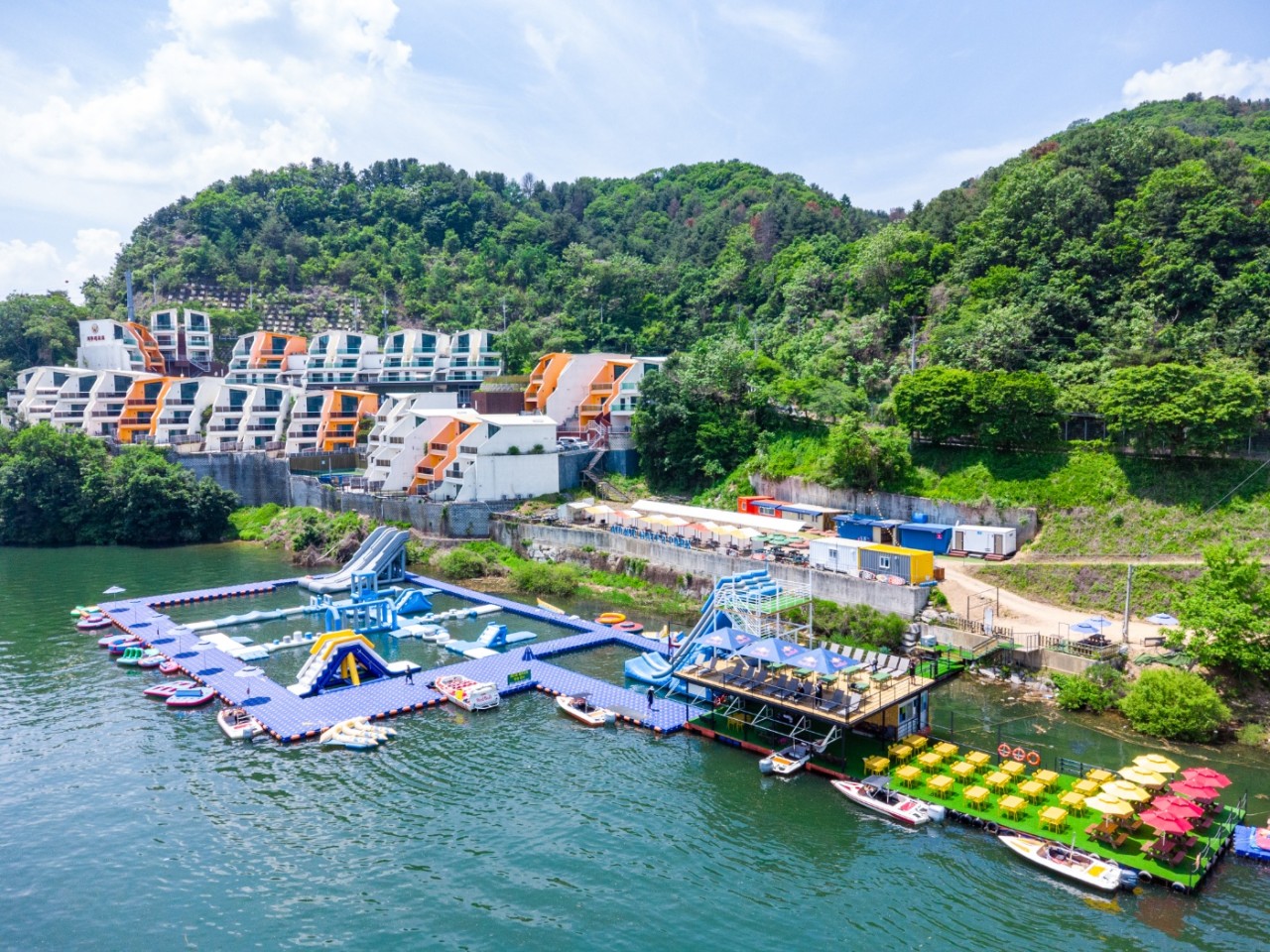 더블유 지우리조트